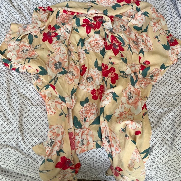 Roxy Women's Long Flower Open Front Kimono Top MB2 Cream Size M/L - Picture 2 of 3